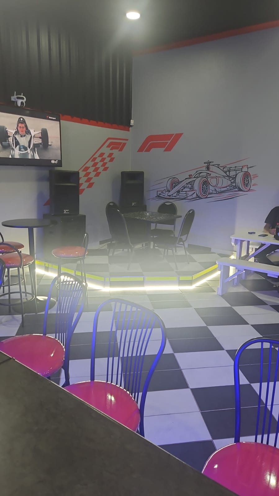F1 GP Sportsbar interior